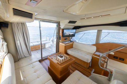 Azimut 45 Flybridge image