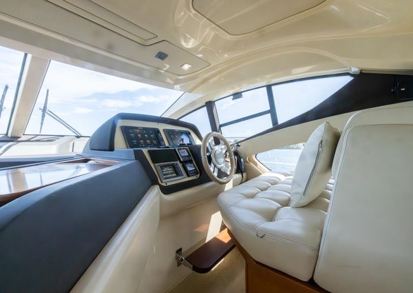 Azimut 45 Flybridge image