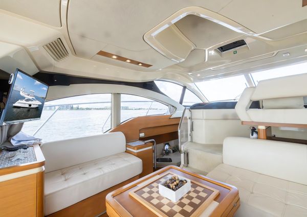 Azimut 45 Flybridge image