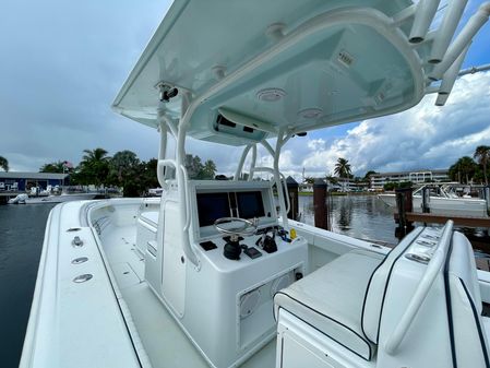 Yellowfin 34 image