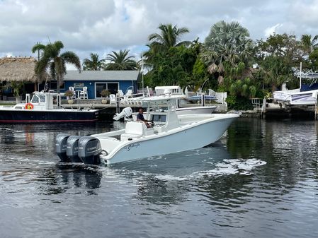 Yellowfin 34 image