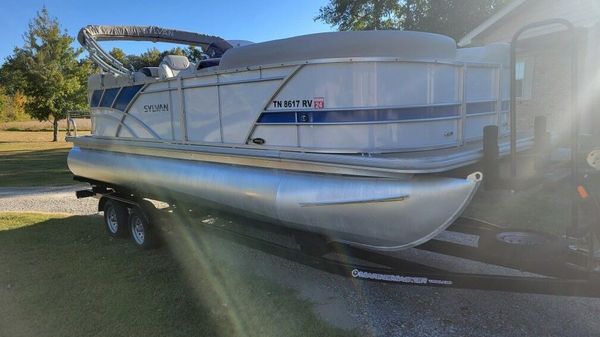 Sylvan Mirage 8522 LZ