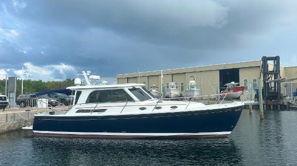 Back Cove 37 