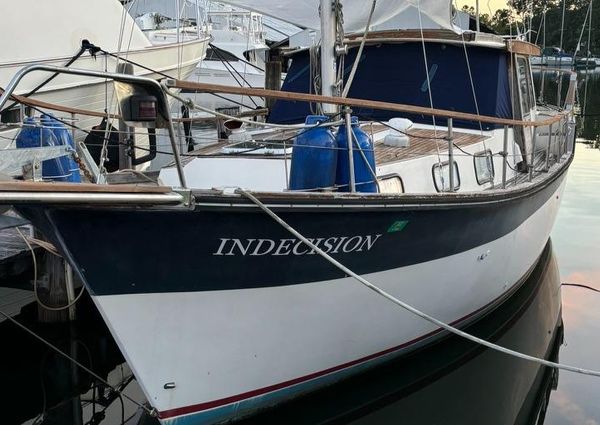 Nauticat 33 image