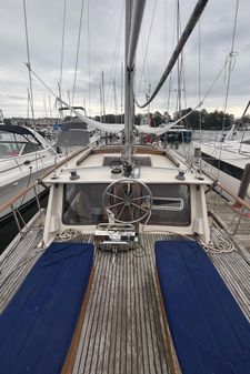 Nauticat 33 image