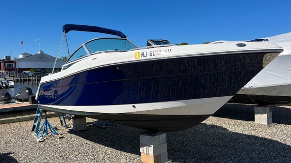 Robalo R227 Dual Console