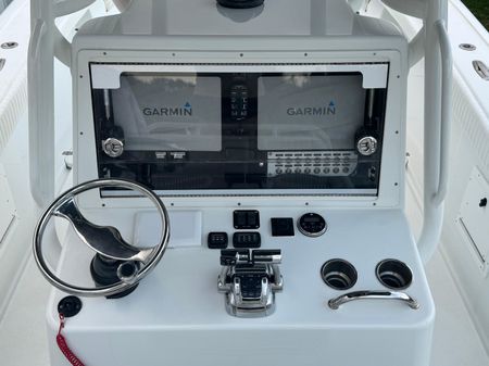 Yellowfin Center Console image