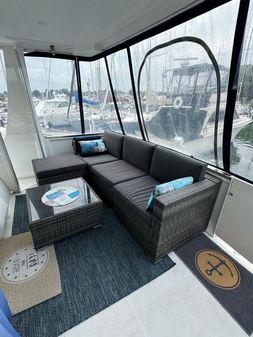 Carver 356 Aft Cabin Motor Yacht image