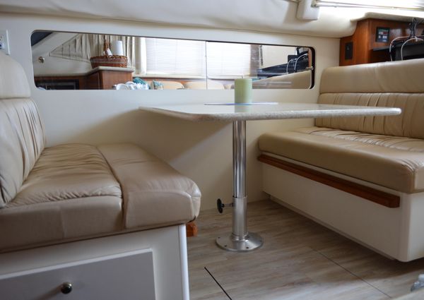 Carver 356 Aft Cabin Motor Yacht image