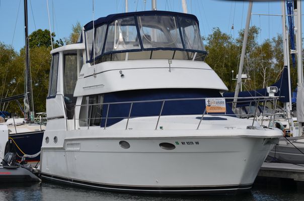 Carver 356 Aft Cabin Motor Yacht - main image