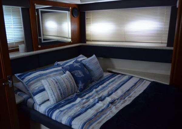 Carver 356 Aft Cabin Motor Yacht image