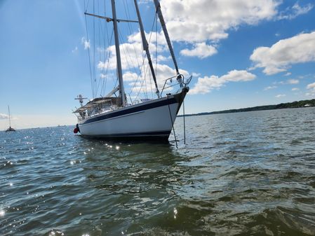 Hallberg-Rassy 62 image