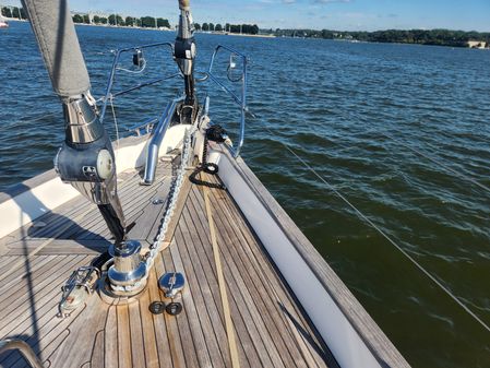 Hallberg-Rassy 62 image