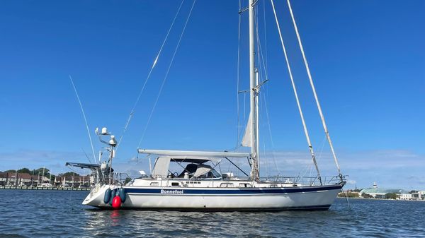 Hallberg-Rassy 62 