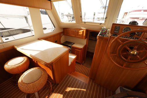 Mainship 34 Trawler image