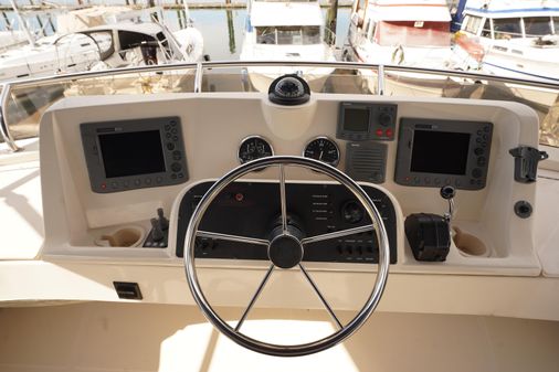 Mainship 34 Trawler image