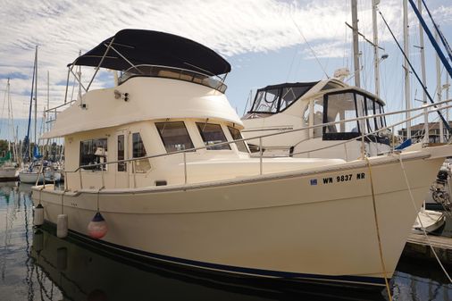 Mainship 34 Trawler image