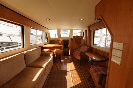 Mainship 34 Trawler image