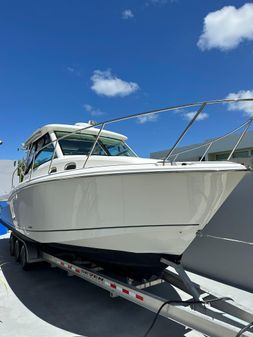 Boston Whaler 315 Conquest image