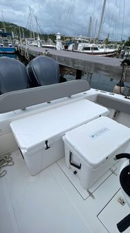 Jupiter 31 Center Console image