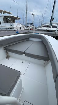 Jupiter 31 Center Console image