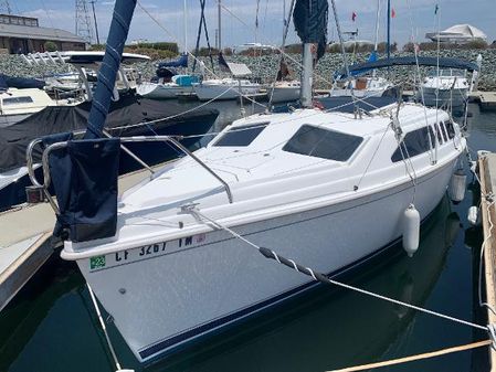 Hunter 26 image