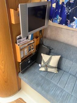 Hunter 26 image