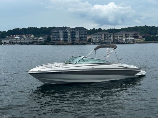 Crownline 230-LS - main image