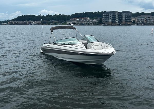 Crownline 230-LS image