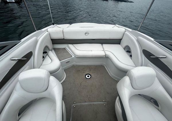 Crownline 230-LS image