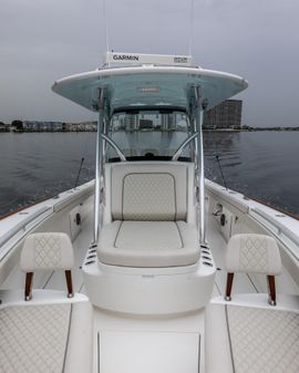 Valhalla Boatworks V-33 image