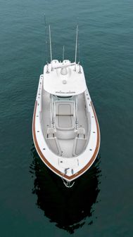 Valhalla Boatworks V-33 image