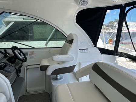 Cruisers Yachts 390 Sports Coupe image