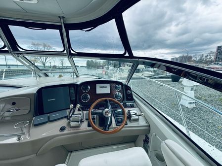 Sea Ray 420 Sundancer image