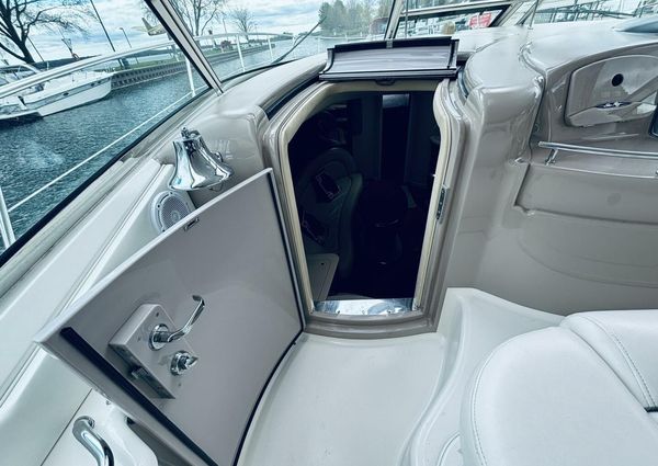 Sea Ray 420 Sundancer image