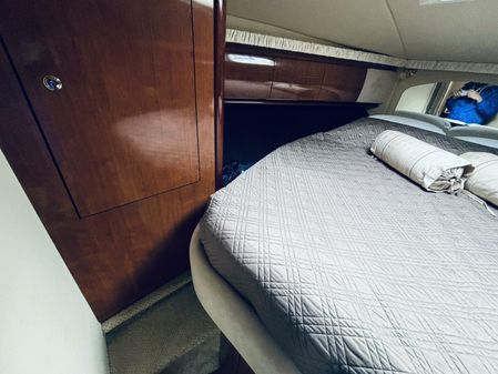 Sea Ray 420 Sundancer image