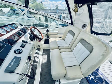 Sea Ray 370 Sundancer image