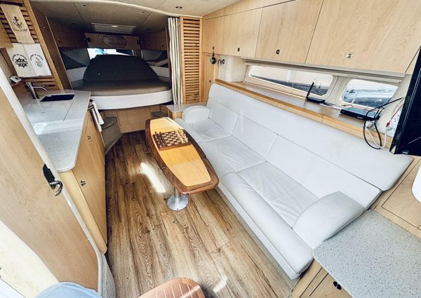 Sea Ray 370 Sundancer image