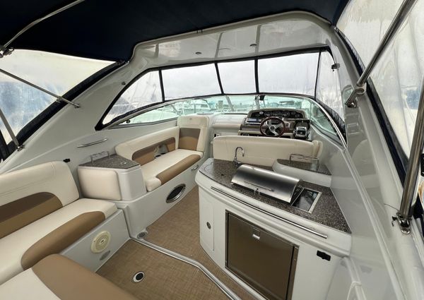 Crownline 294-CR image