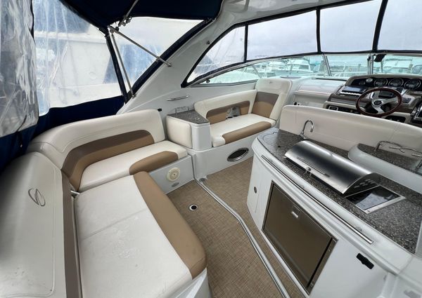 Crownline 294-CR image