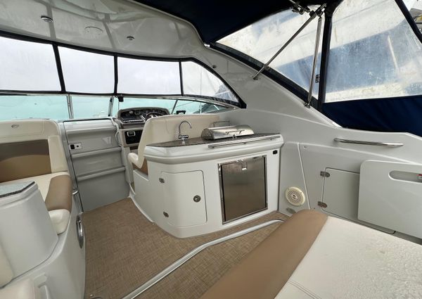 Crownline 294-CR image