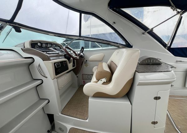 Crownline 294-CR image