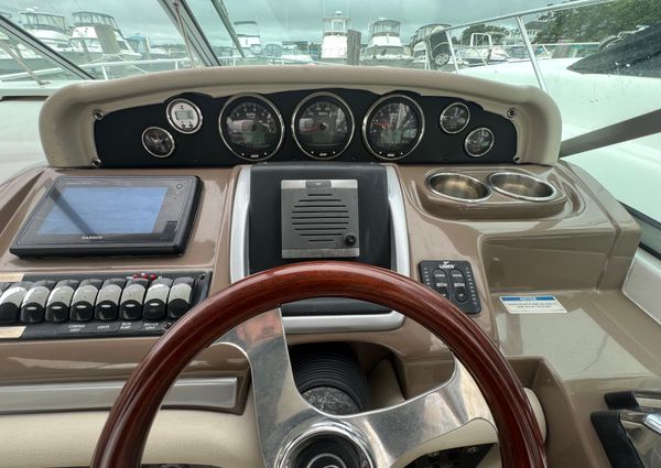 Crownline 294-CR image