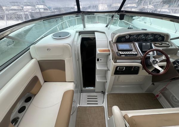 Crownline 294-CR image