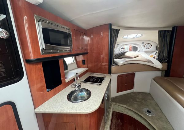 Crownline 294-CR image