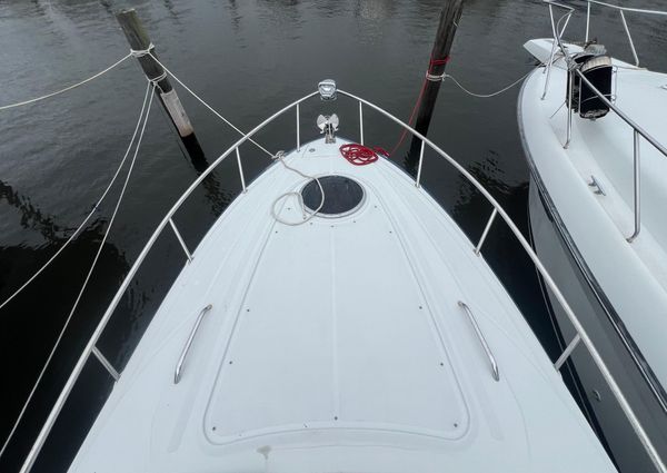 Crownline 294-CR image