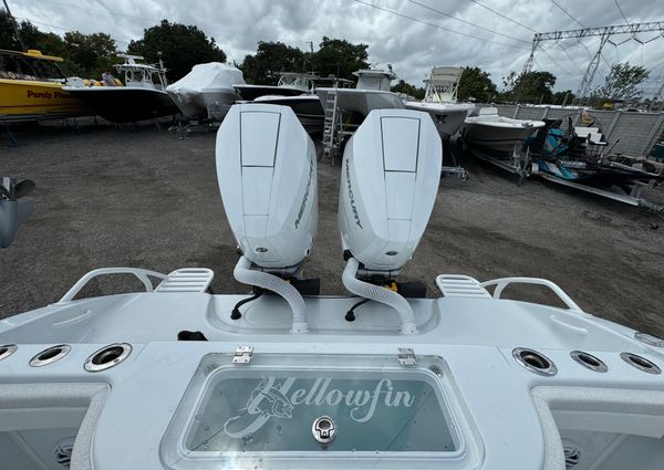 Yellowfin 32 image