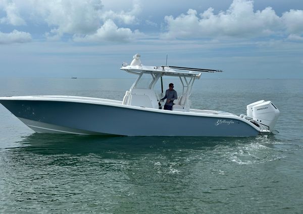 Yellowfin 32 image