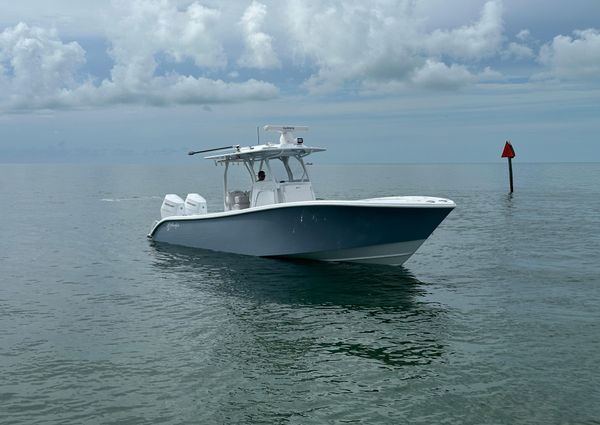 Yellowfin 32 image