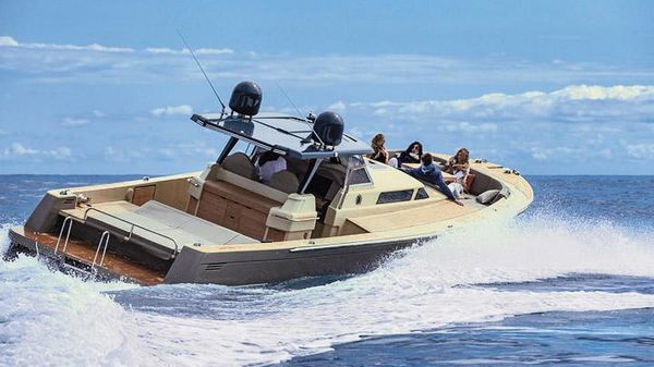 Moonride Runabout 43 